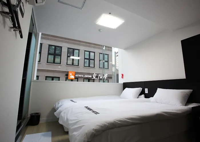 Ekonomy Myeongdong Premier Hostel Seoel
