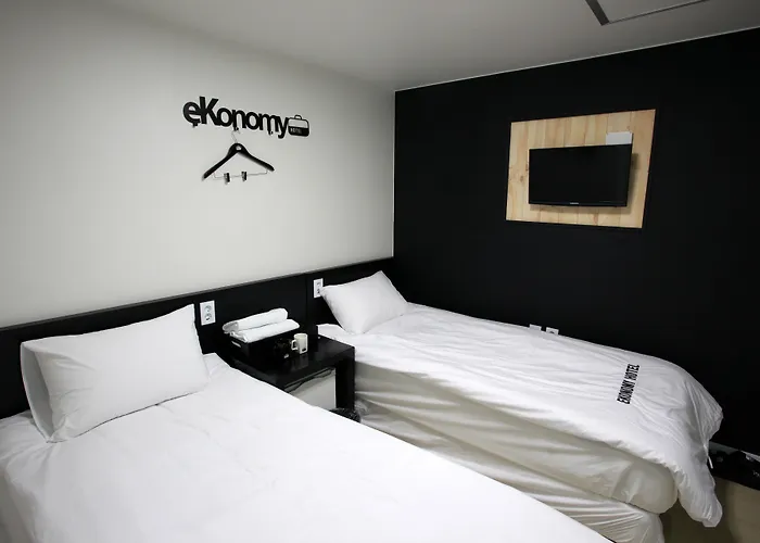 Ekonomy Myeongdong Premier Hostel *