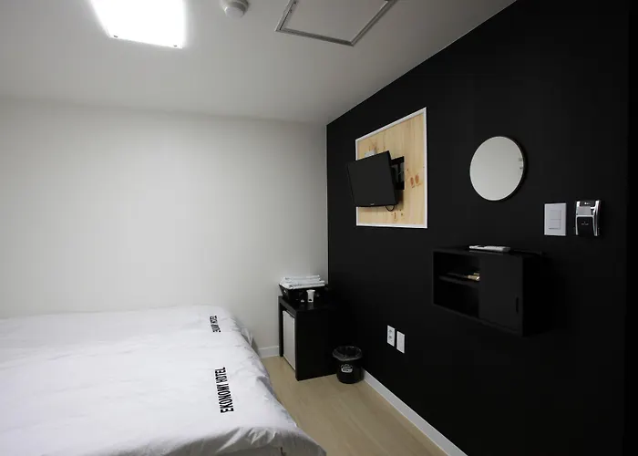 Hostel Ekonomy Myeongdong Premier Seoel