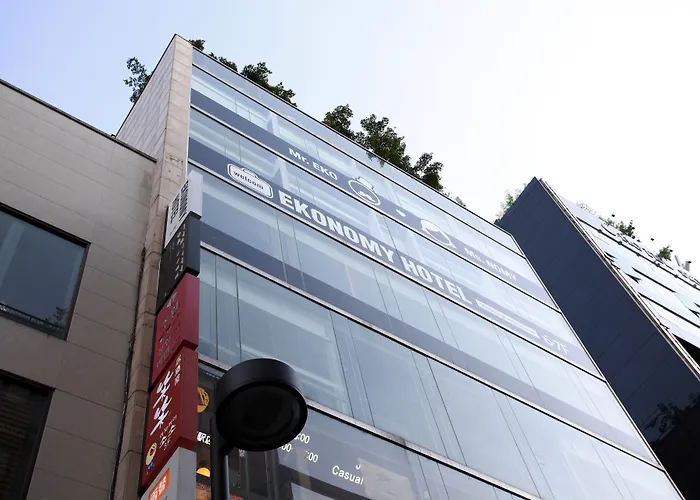 Ekonomy Myeongdong Premier