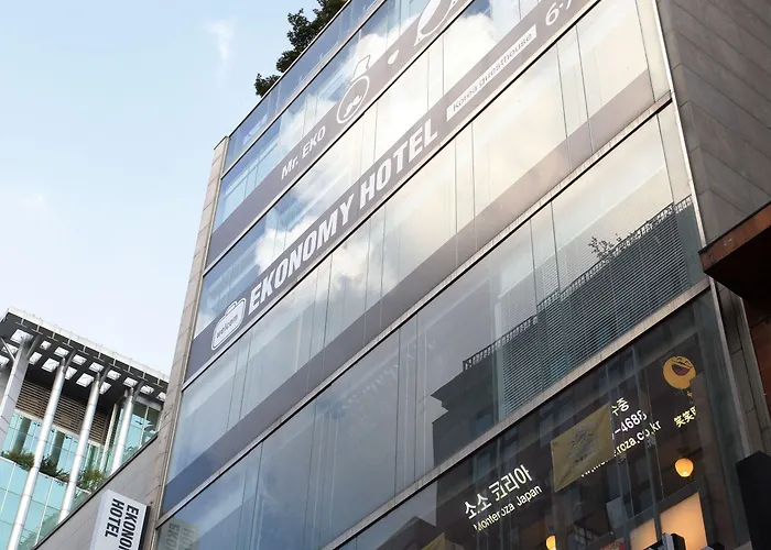 Ekonomy Myeongdong Premier *