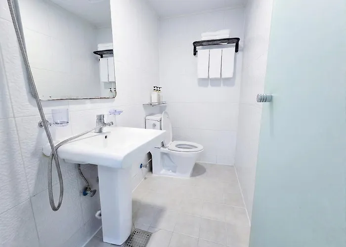 Ekonomy Myeongdong Premier Hostel *